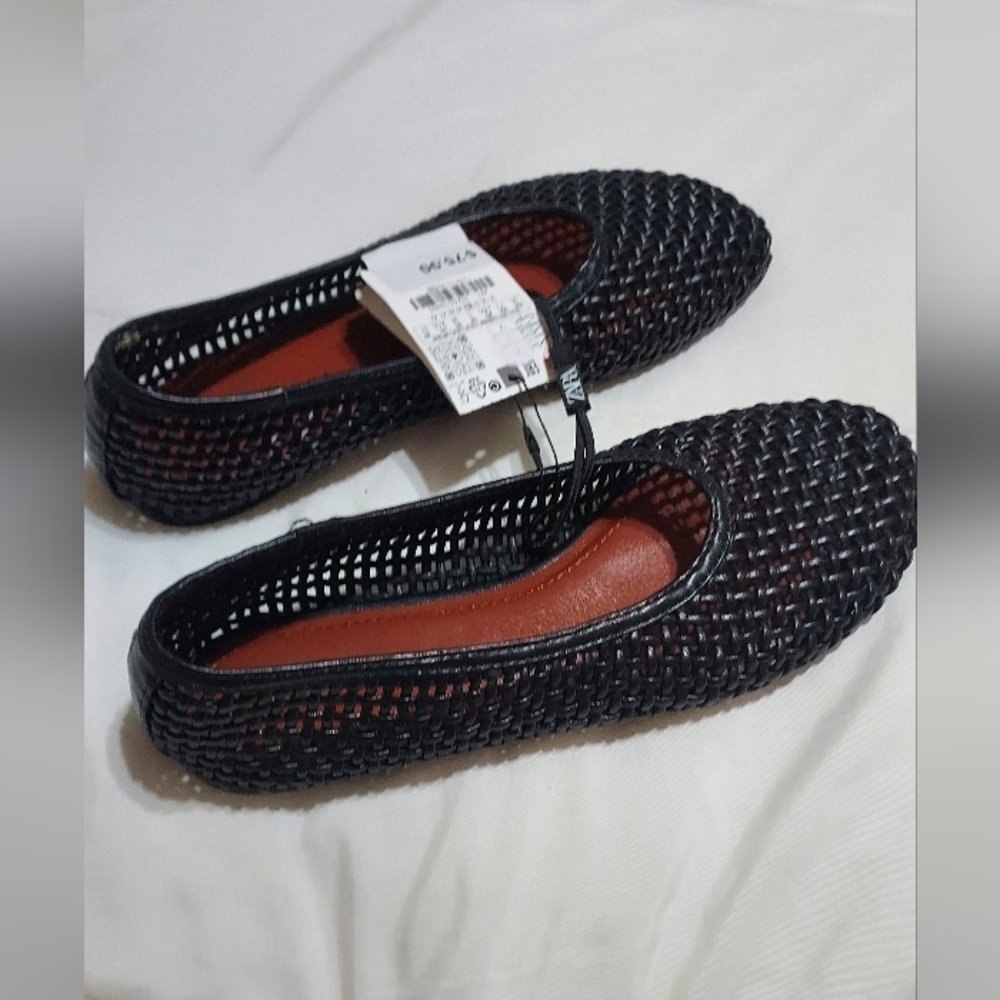 Zara Black Woven Flats - Picture 7 of 10
